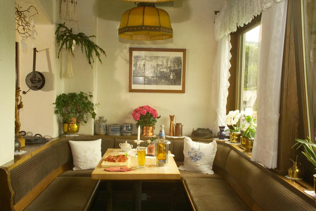 Cafe Alt Willingen Apartamento Exterior foto
