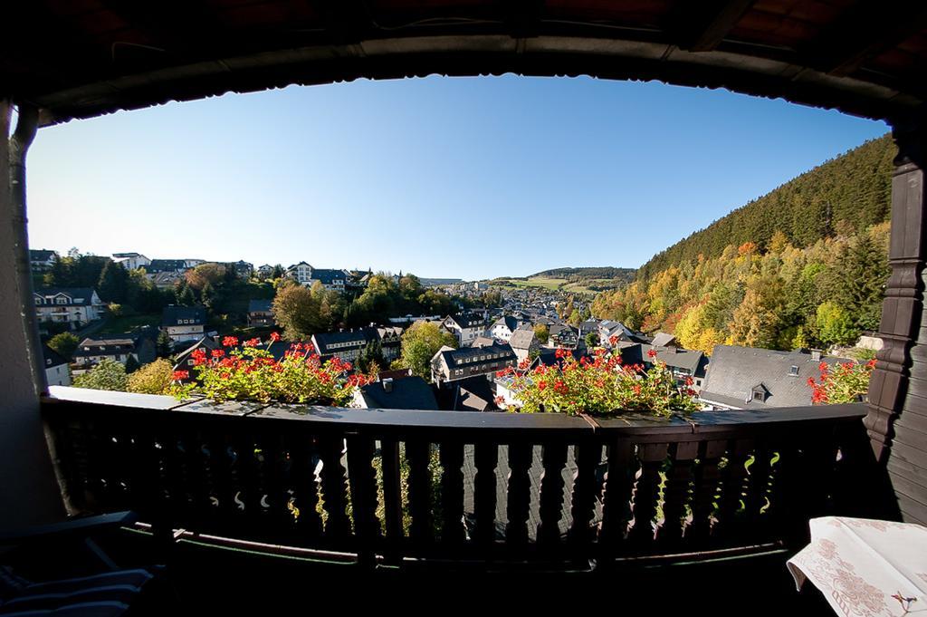 Cafe Alt Willingen Apartamento Exterior foto